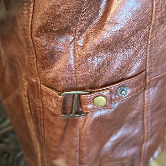 Size M brown camel cognac vegan leather bomber jacket removable faux fur collar - Picture 5 of 6